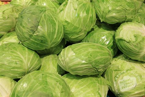 Cabbage: Small, 30lbs